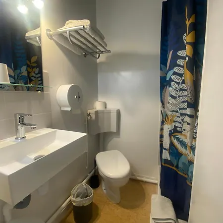 Le Pasteur Ξενοδοχείο